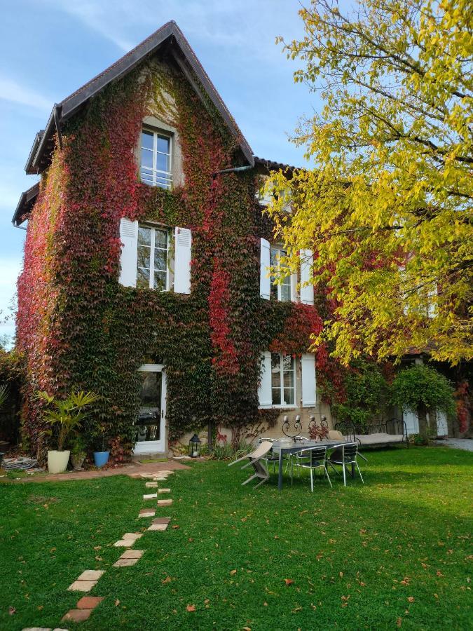 Domaine De Panissac Bed & Breakfast Berneuil  Luaran gambar